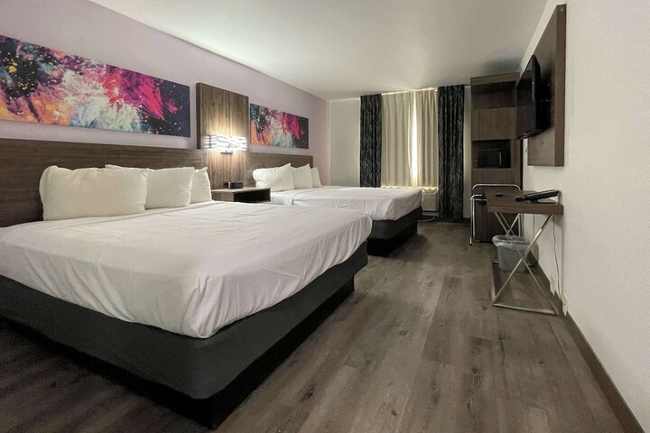 Room 21 of 44