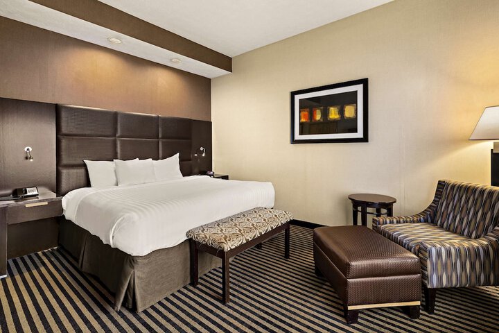 Sonesta Essential Indianapolis Airport