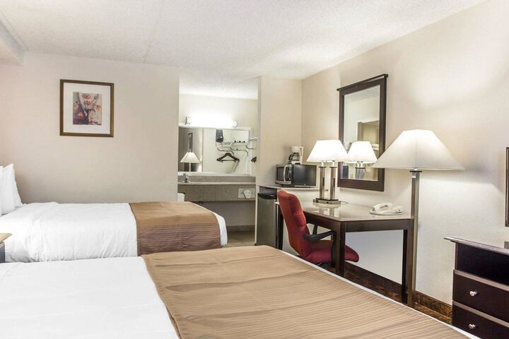 Room 21 of 31
