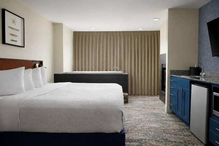 Starfish Manor Oceanfront Hotel