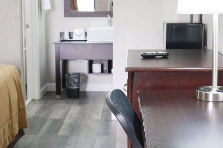 Room 12 of 31