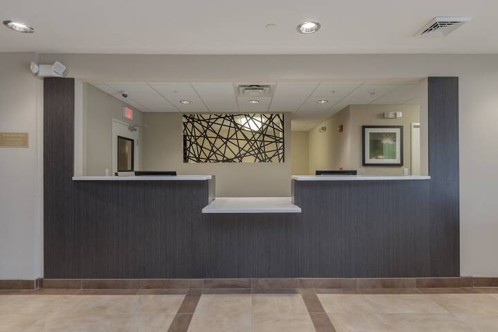 Candlewood Suites Mishawaka North by IHG