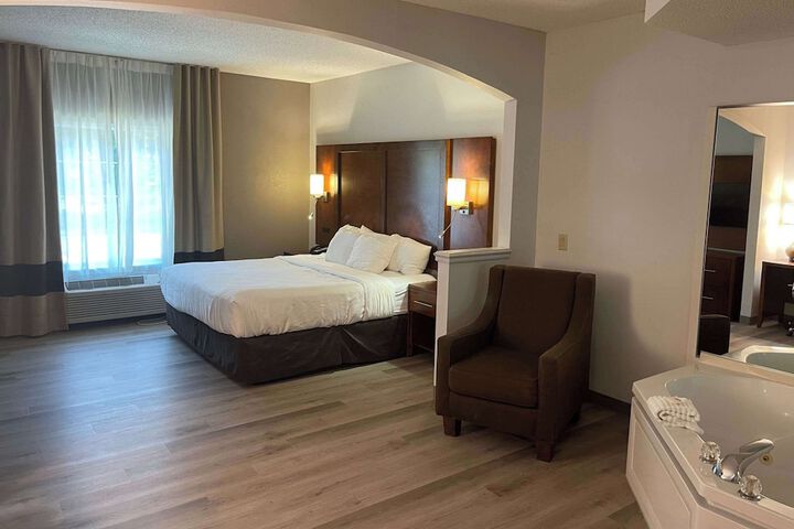 Room 36 of 59
