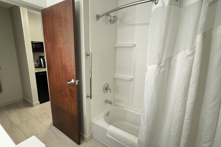 Holiday Inn Express Hotel & Suites St. Paul-Woodbury by IHG