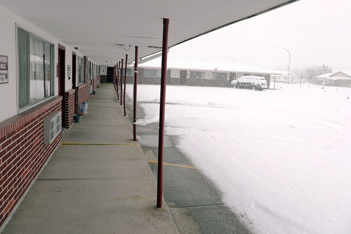 Raine Motel
