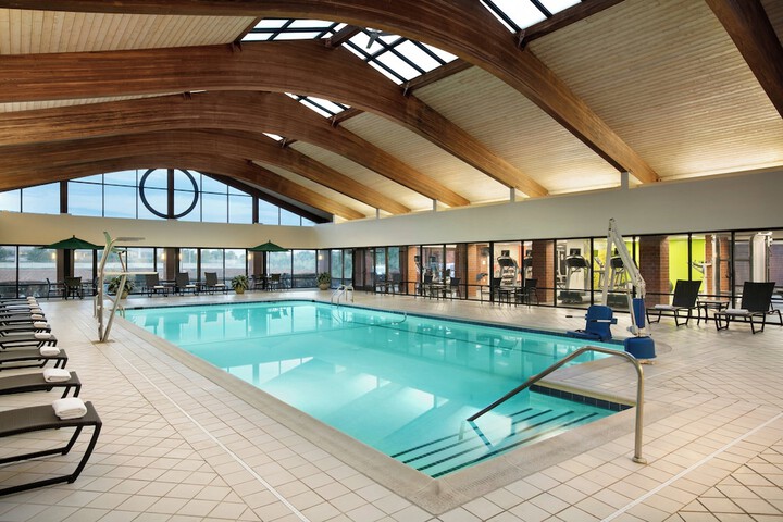 Holiday Inn Washington-Dulles International Airport by IHG