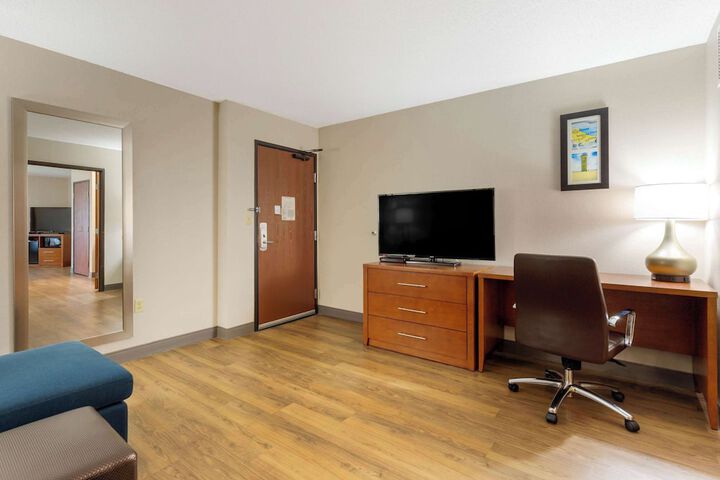 Comfort Inn & Suites Milford