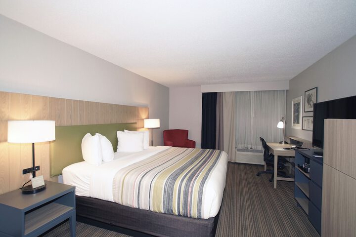 Room 36 of 60