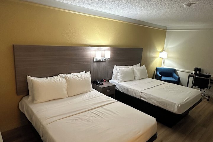 Room 46 of 48