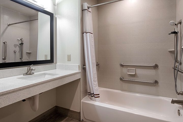 Best Western Plus Ardmore Inn & Suites