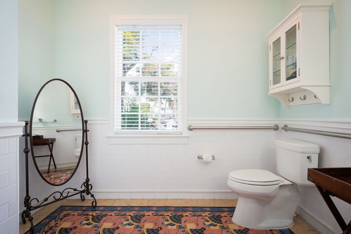 Southernmost House - Adult Exclusive
