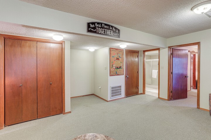 Waterfront Cherokee Village Home w / Private Dock!