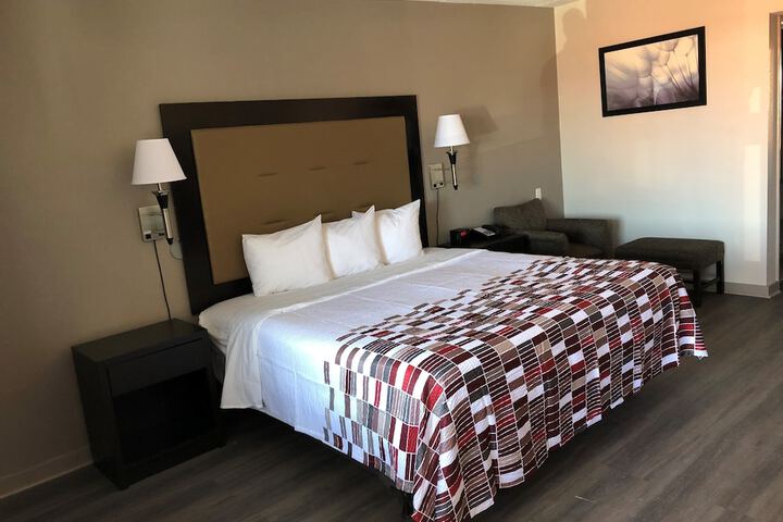 Room 12 of 17
