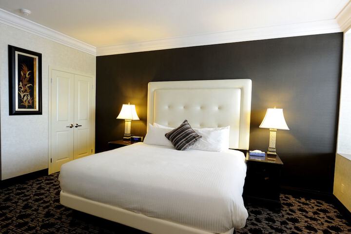 Room 19 of 46