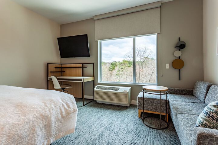 Room 42 of 82