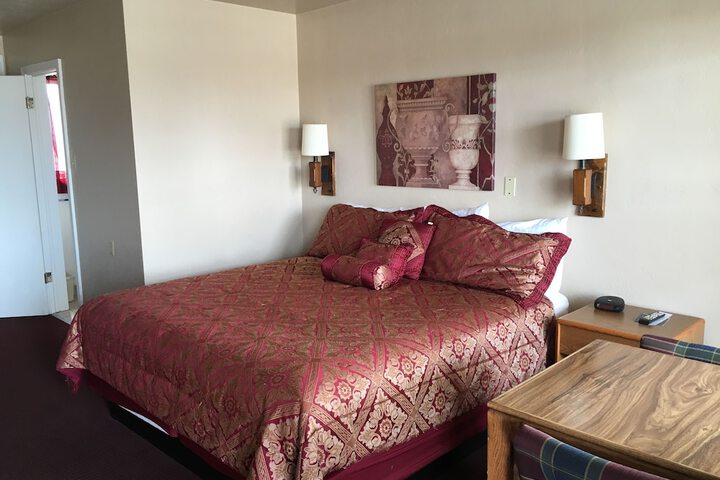 Room 28 of 46