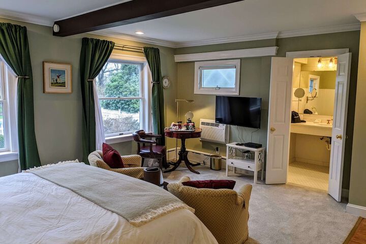 Room 19 of 239