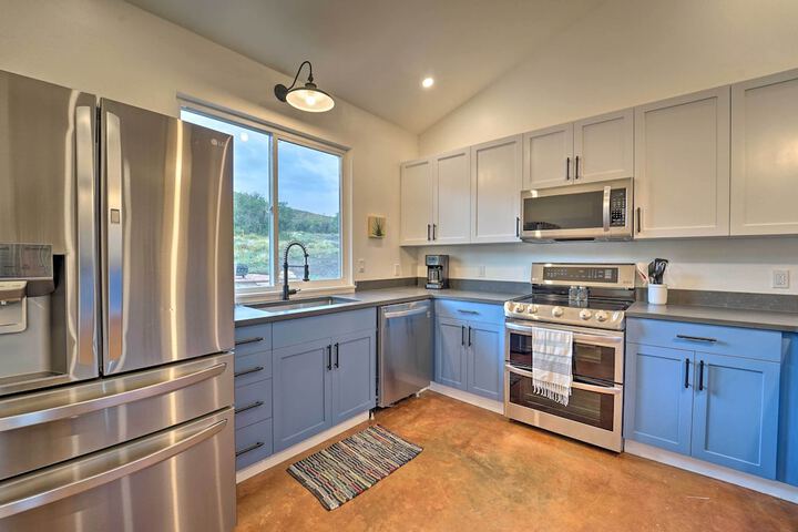 Pet-friendly Mancos Gem w / Patio & Fire Pit!