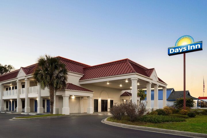 Hotel 4 of 30