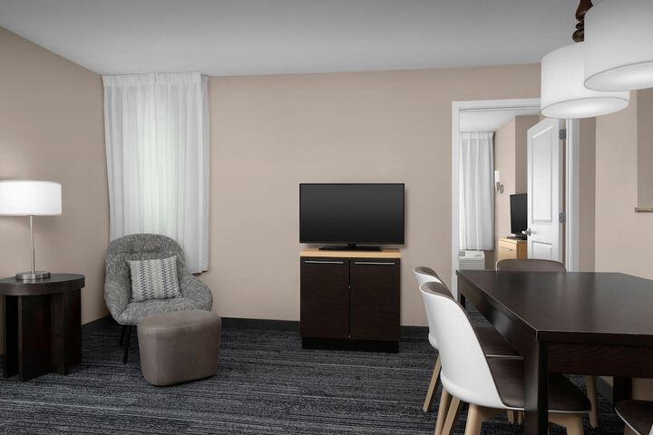 Room 26 of 33