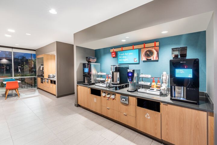 avid hotel Bentonville – Rogers by IHG