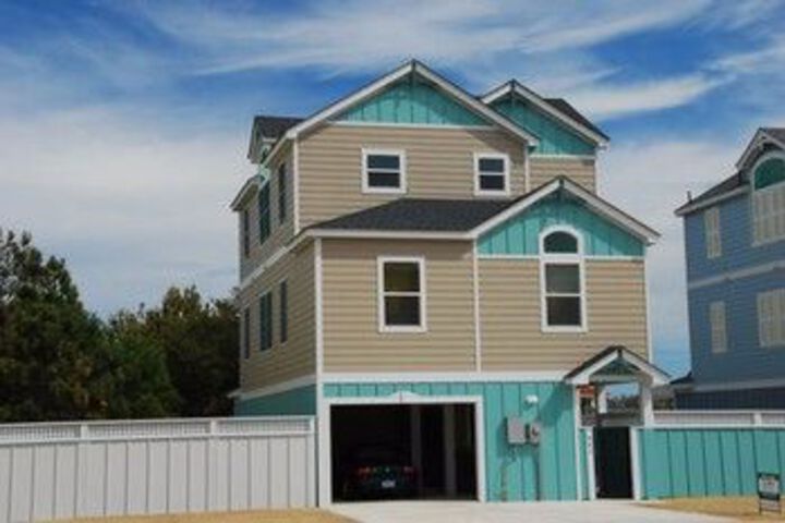 Villas at Corolla Bay by Kees Vacations