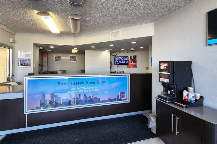 Hotel Interior 7 of 29