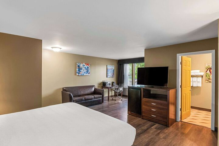 Room 34 of 50
