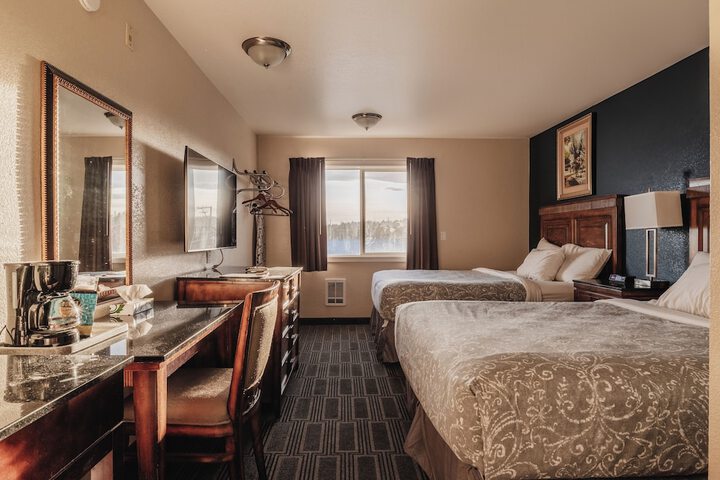 Water Front Inn