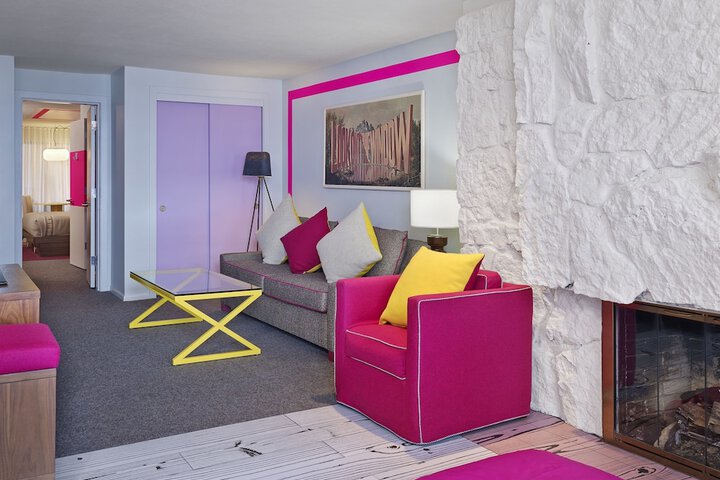 Room 15 of 30