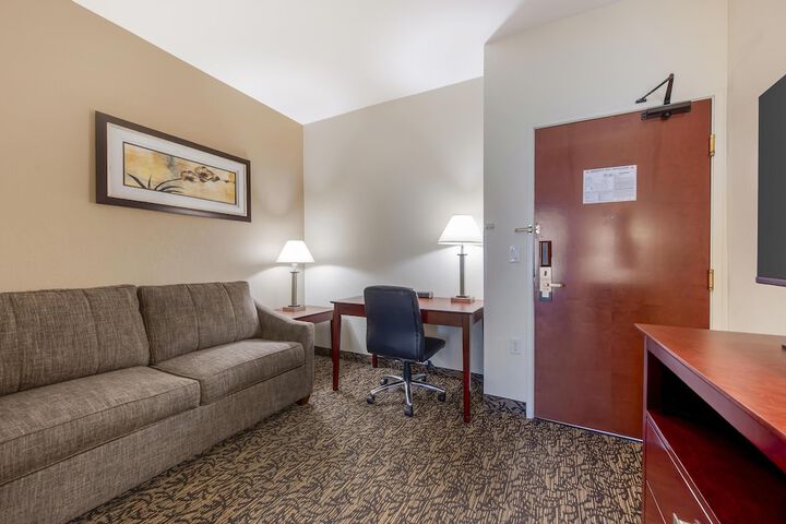 Quality Inn & Suites