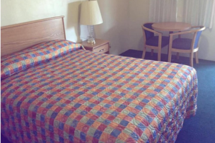 Room 19 of 44