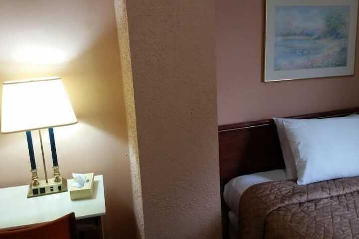 A Voyageurs Guest House