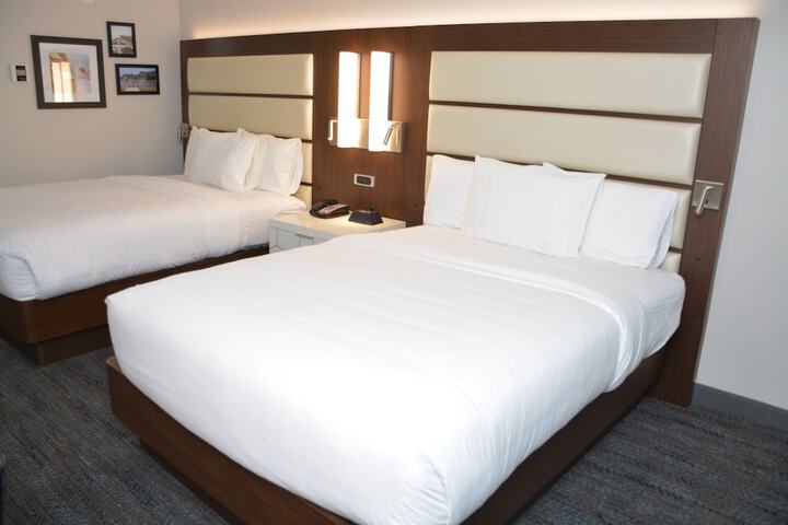 Room 13 of 41