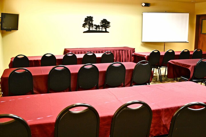 Arbuckle Lodge
