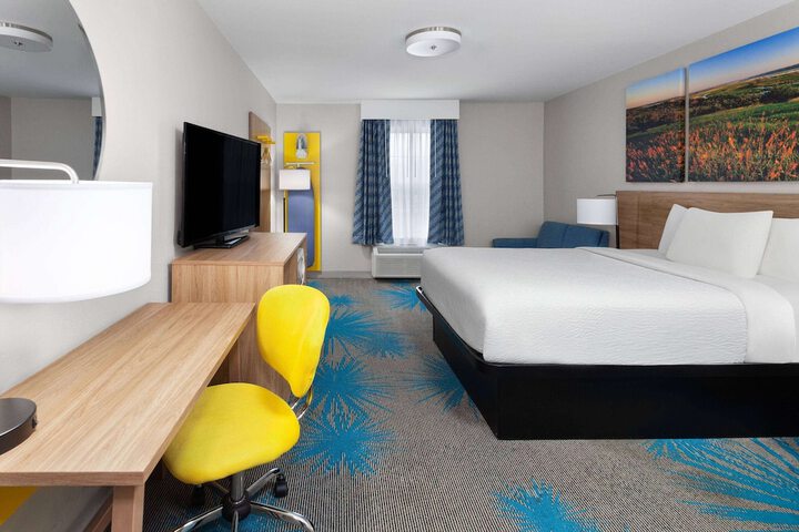 Room 14 of 29