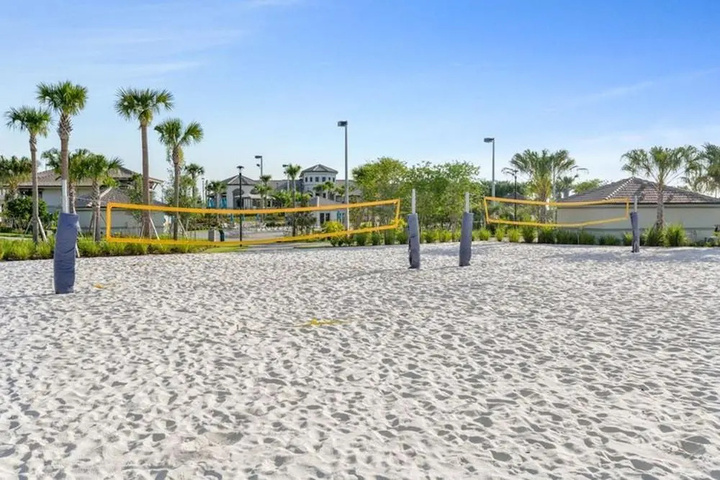 Modern Star Wars Vacation Home CG1593