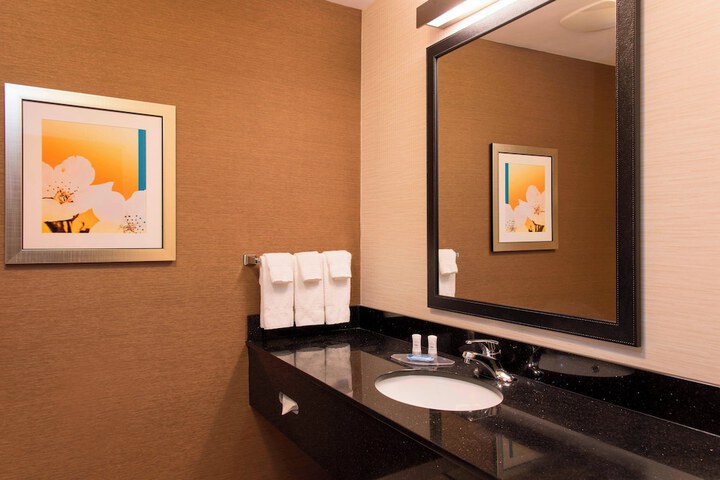 Room 17 of 26
