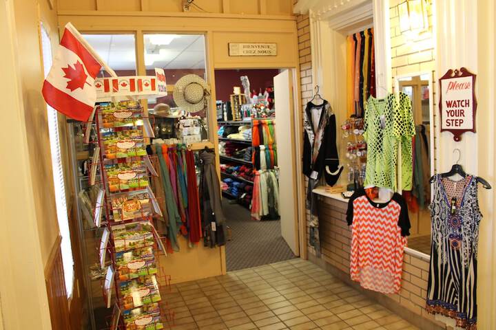 Gift Shop 97 of 116