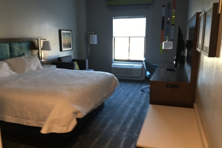 Room 10 of 15