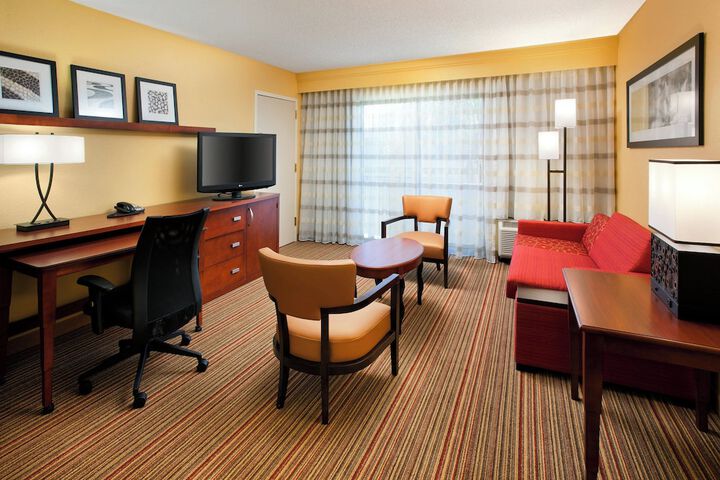 Room 15 of 30