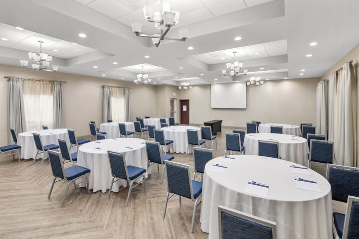 Holiday Inn Express & Suites Greenville-I-85 & Woodruff Rd by IHG