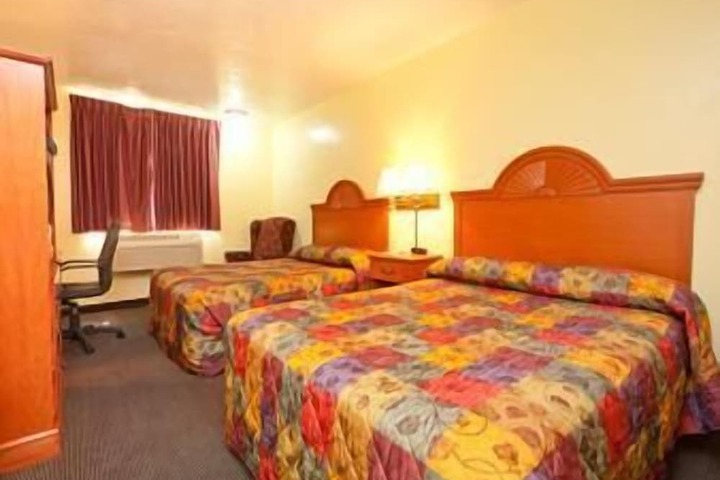 Room 50 of 68