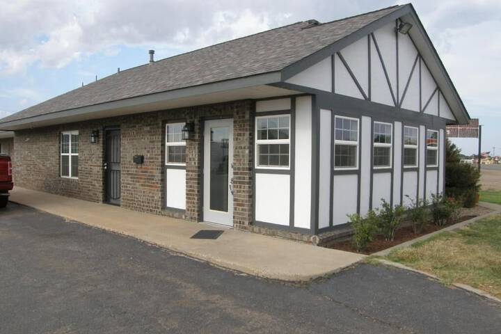 Friona Inn