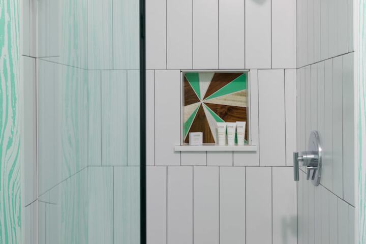 Room 26 of 49