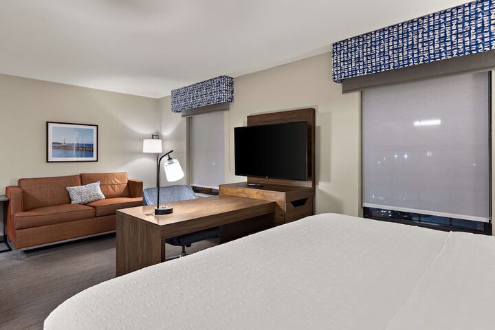 Hampton Inn & Suites by Hilton Petoskey
