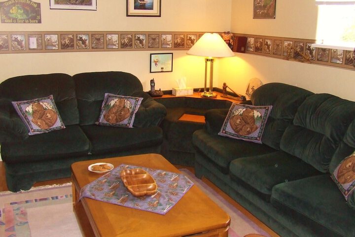 Silvern Lake Trail Bed & Breakfast