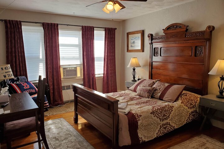 Room 25 of 47