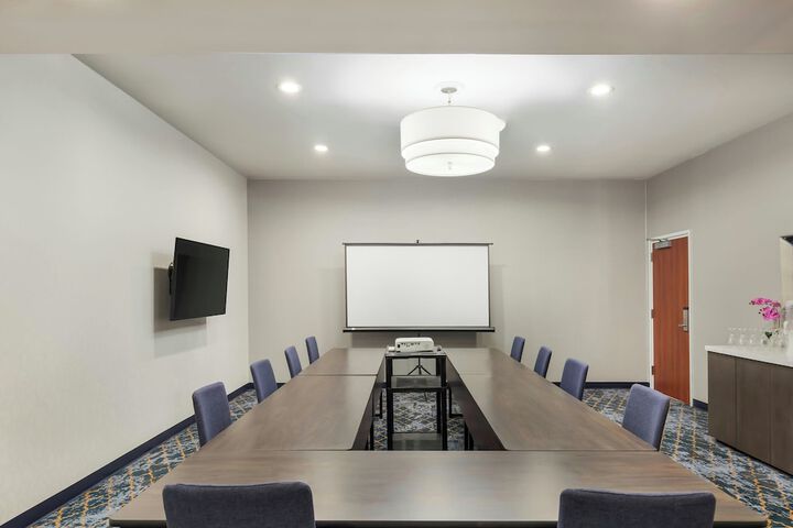 Courtyard by Marriott Rockaway Mount Arlington