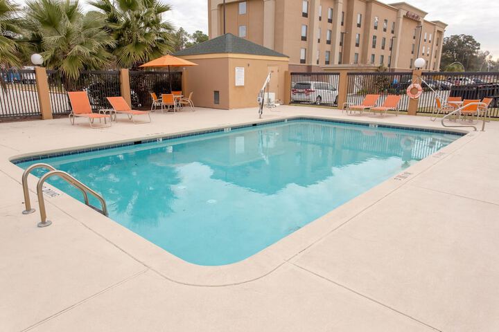 Pool 6 of 32